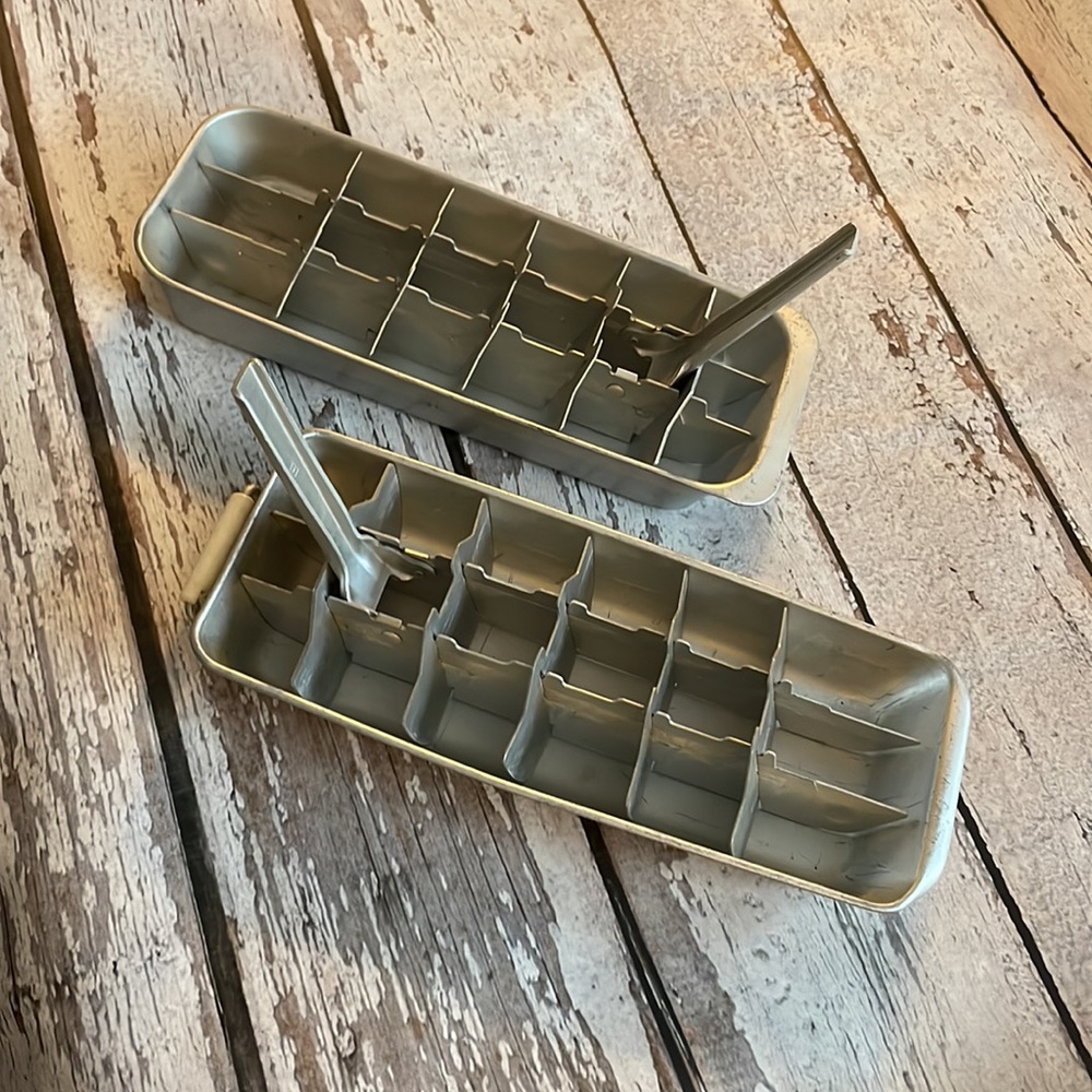 Crosley Shelvador Aluminum Ice Cube Trays - Set of 2 - Picture 2 of 11